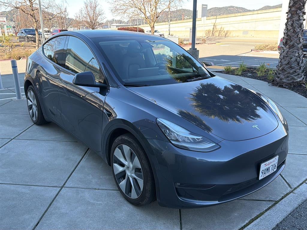 2022 Tesla Model Y Long Range