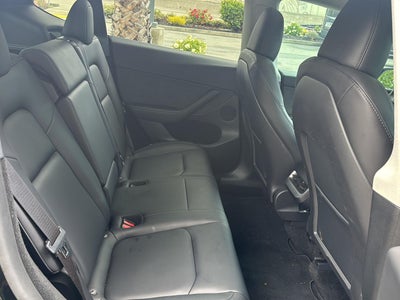 2024 Tesla Model Y Performance