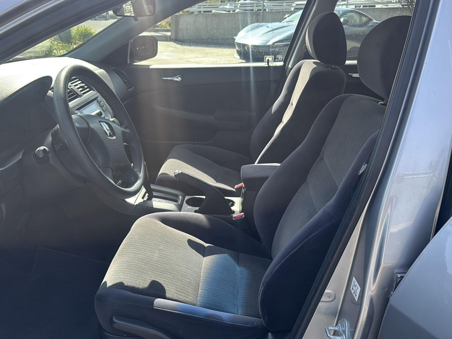 2005 Honda Accord Sdn LX