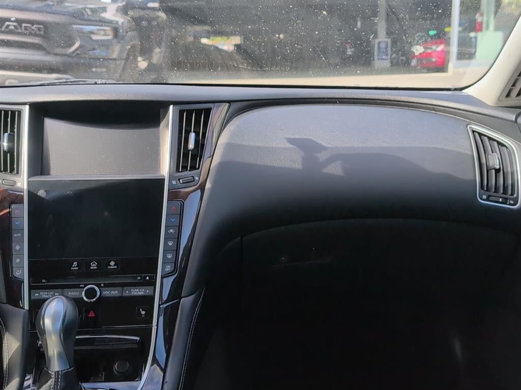 2015 INFINITI Q50 Premium