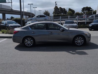 2015 INFINITI Q50 Premium