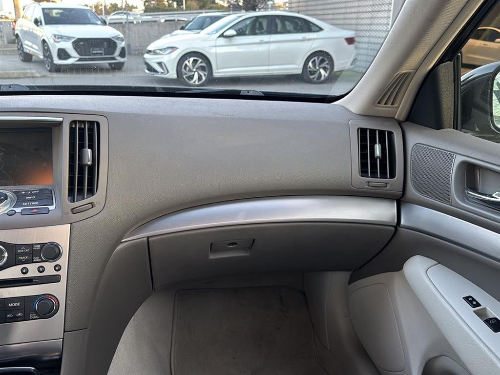 2012 INFINITI G25 Sedan Journey