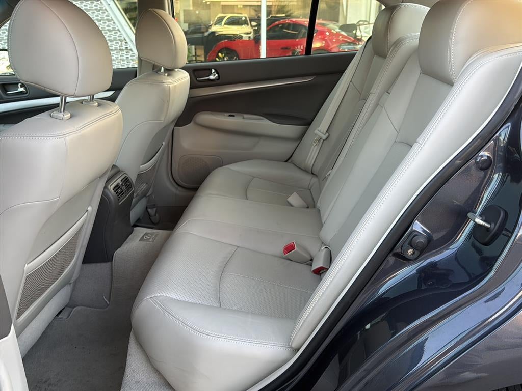 2012 INFINITI G25 Sedan Journey