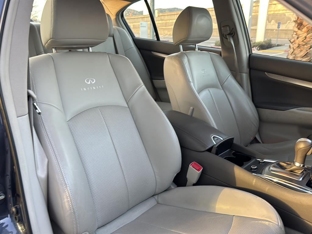 2012 INFINITI G25 Sedan Journey