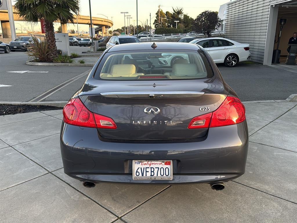 2012 INFINITI G25 Sedan Journey