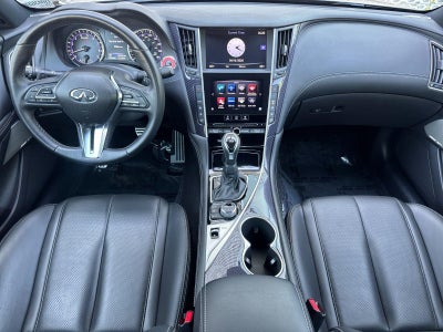 2017 INFINITI Q60 Sport