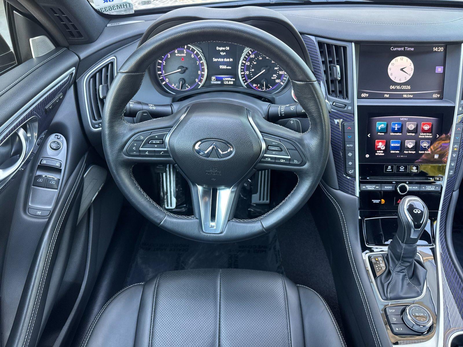 2017 INFINITI Q60 Sport