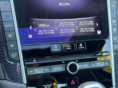 2017 INFINITI Q60 Sport