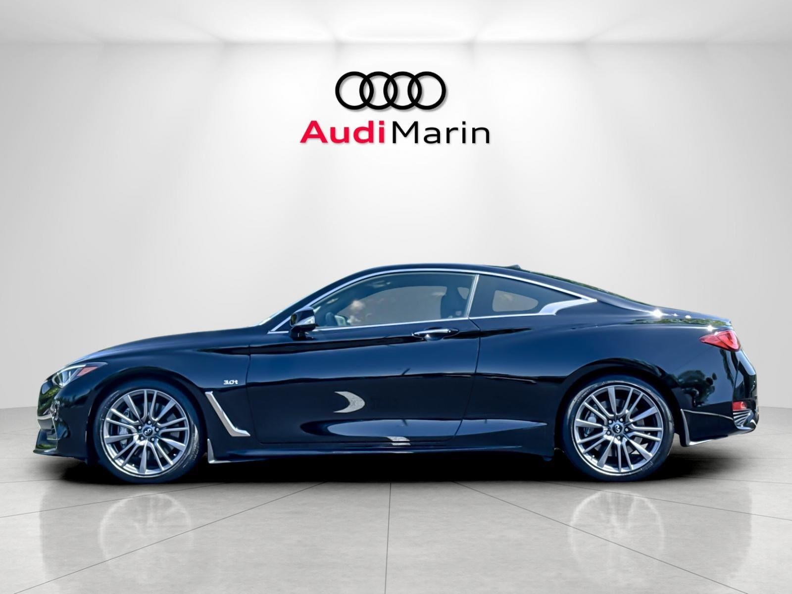 2017 INFINITI Q60 Sport