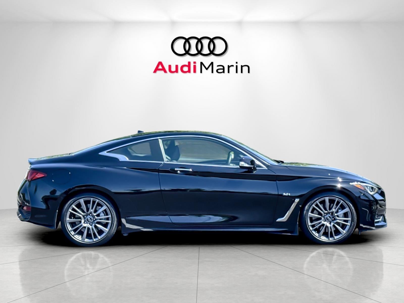 2017 INFINITI Q60 Sport