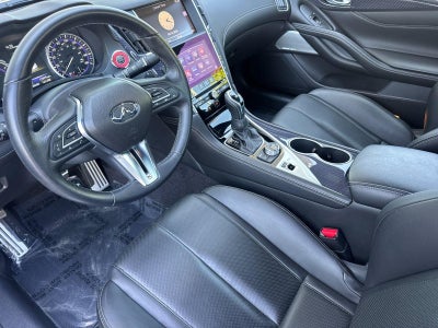 2017 INFINITI Q60 Sport