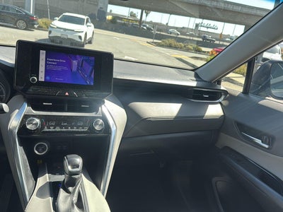 2023 Toyota Venza LE