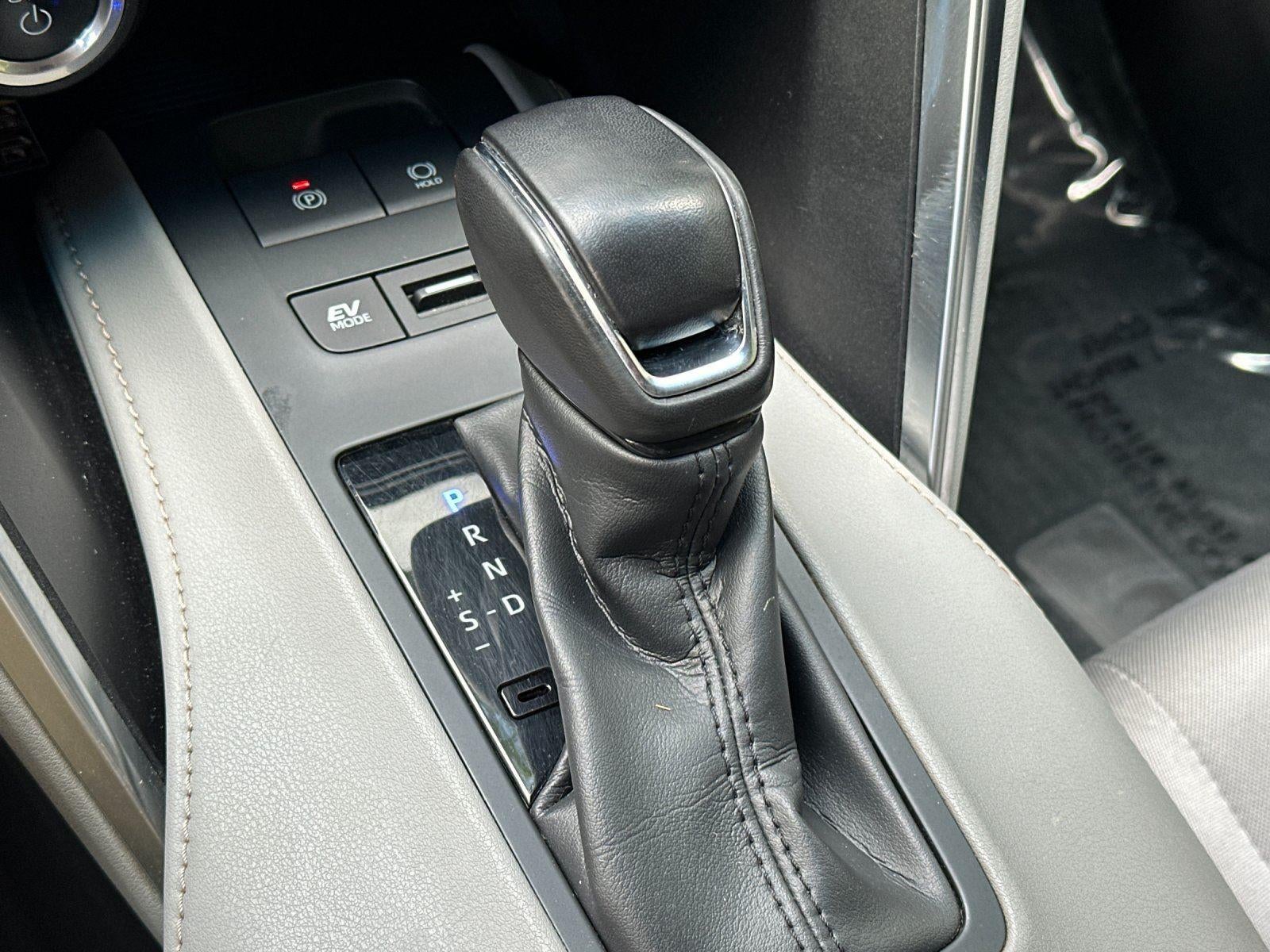 2023 Toyota Venza LE