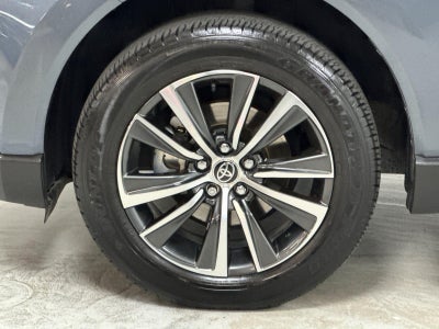 2023 Toyota Venza LE