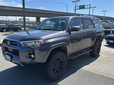 2022 Toyota 4Runner SR5 Premium