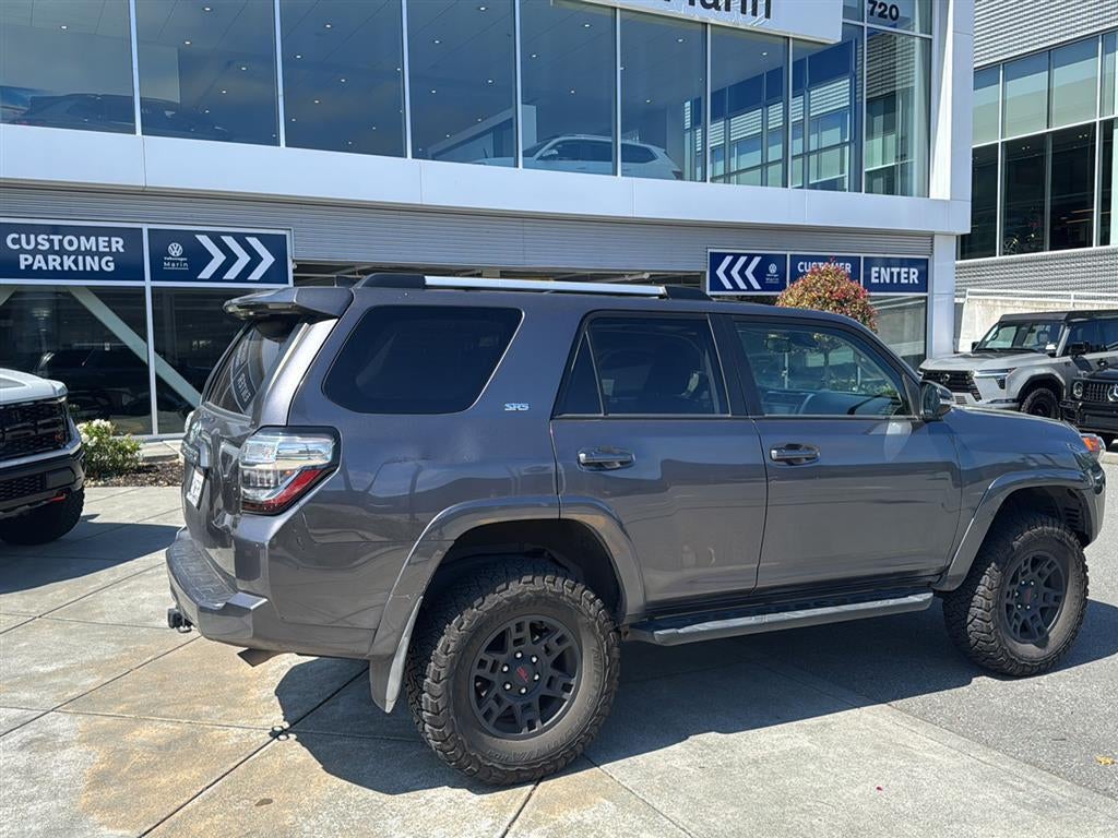2022 Toyota 4Runner SR5 Premium