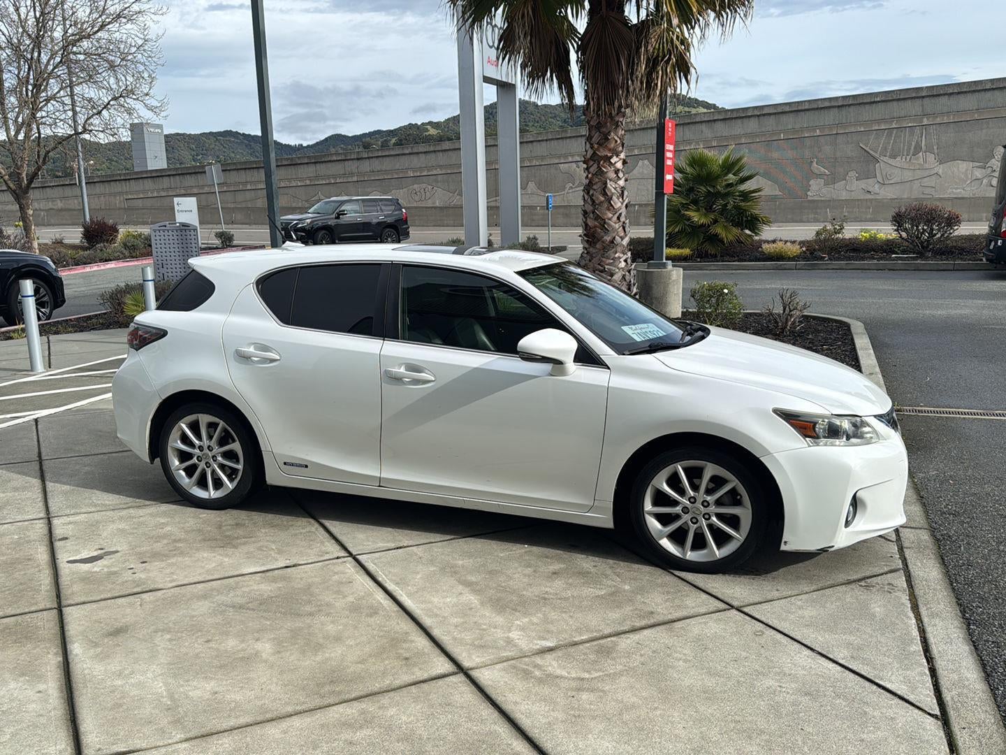2013 Lexus CT 200h Hybrid