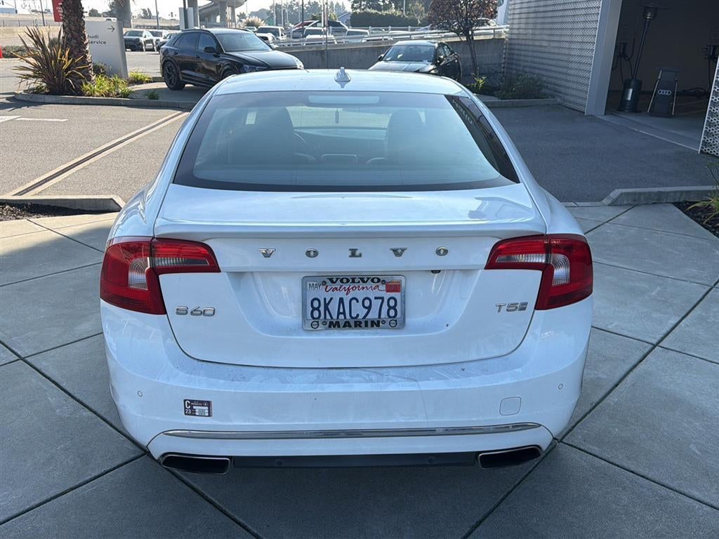 2016 Volvo S60 Inscription T5 Drive-E Premier