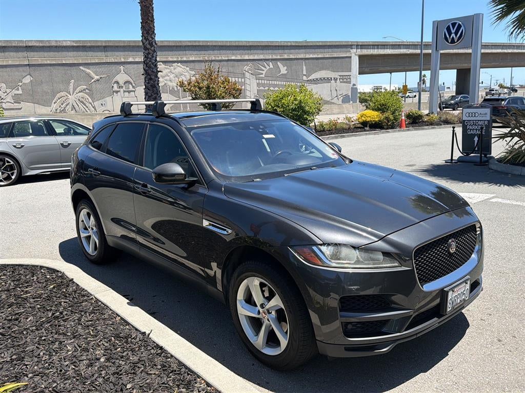 2018 Jaguar F-PACE 25t Premium