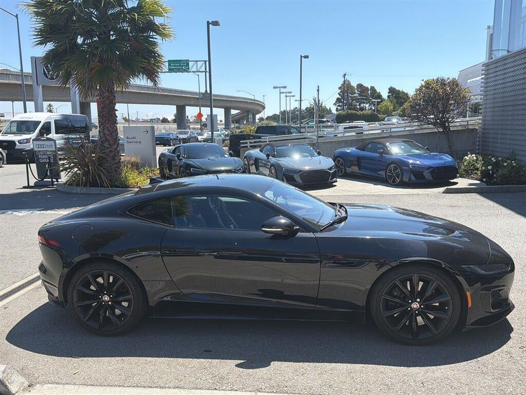 2021 Jaguar F-TYPE R