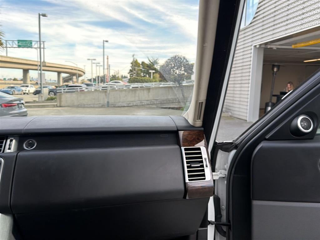 2020 Land Rover Range Rover P525 HSE