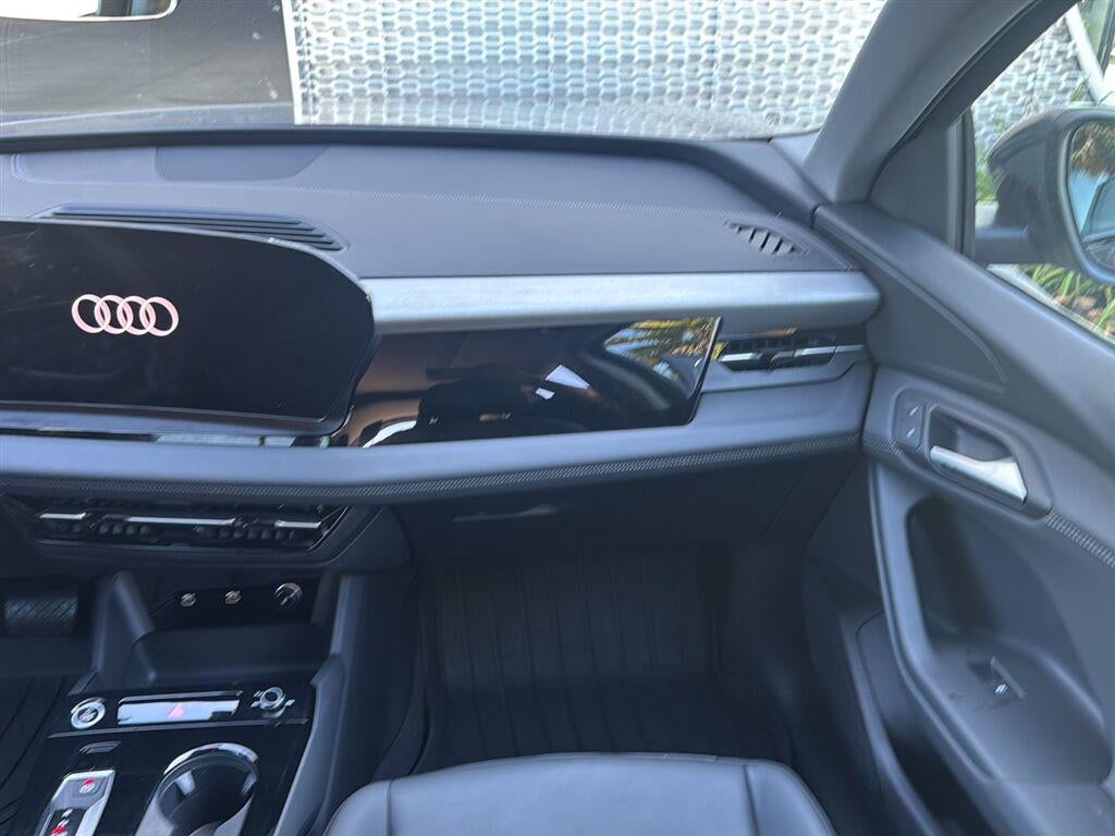 2025 Audi Q6 e-tron Premium