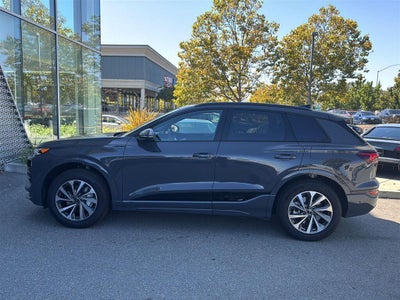 2025 Audi Q6 e-tron Premium