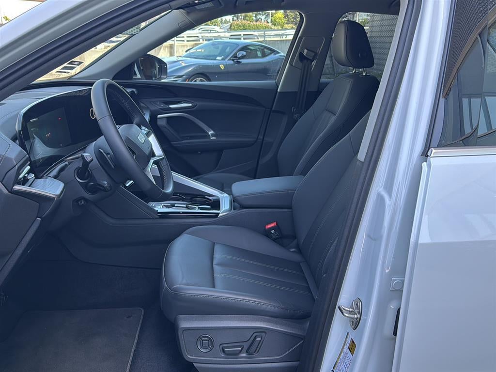 2025 Audi Q5 Premium