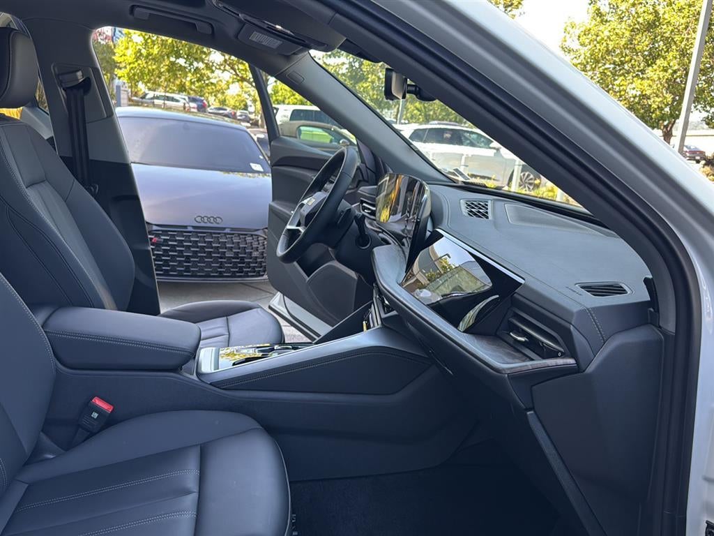 2025 Audi Q5 Premium