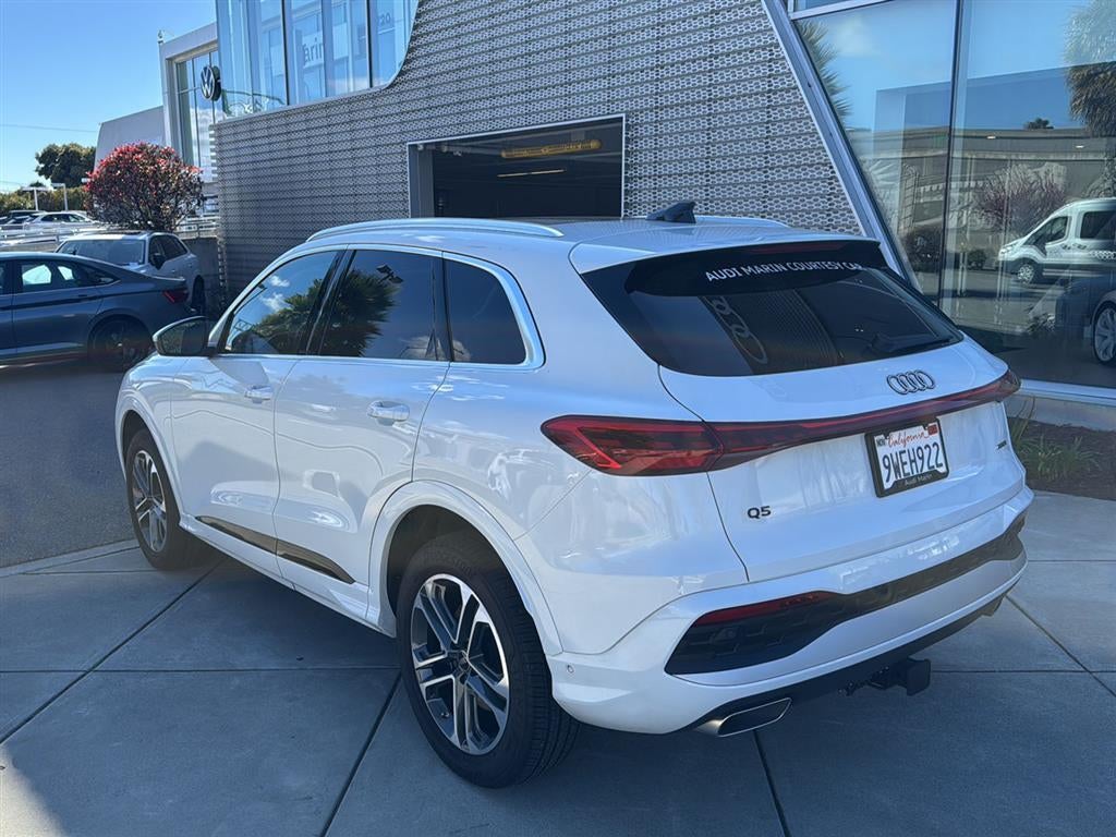 2025 Audi Q5 Premium