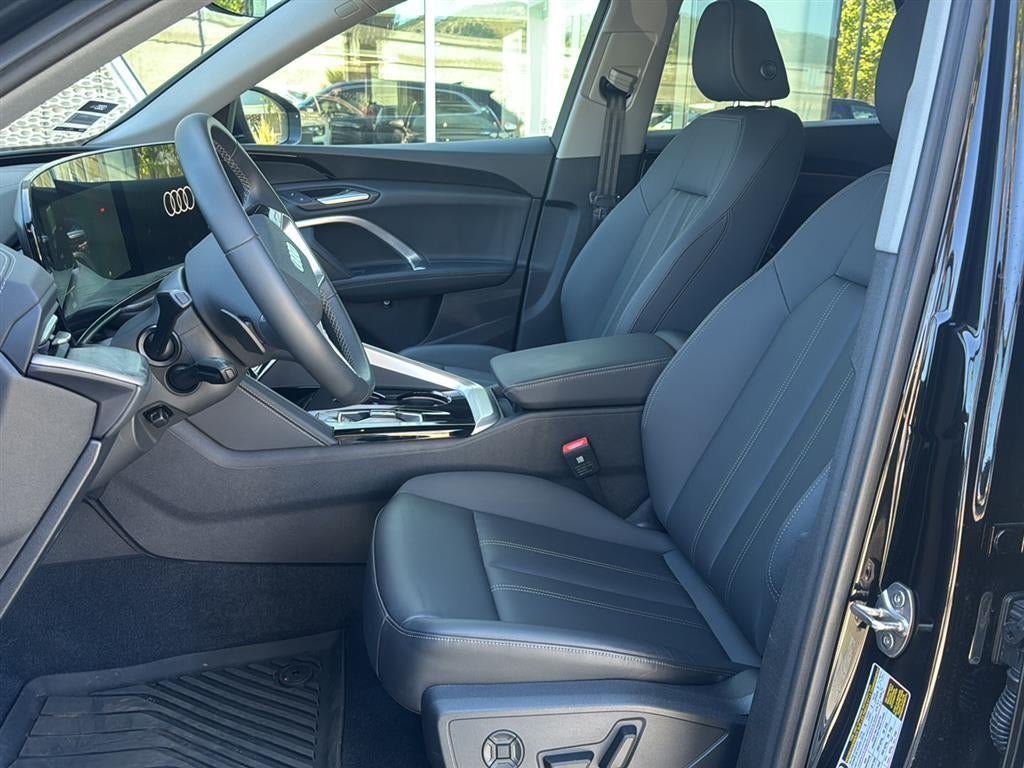 2025 Audi Q5 Premium