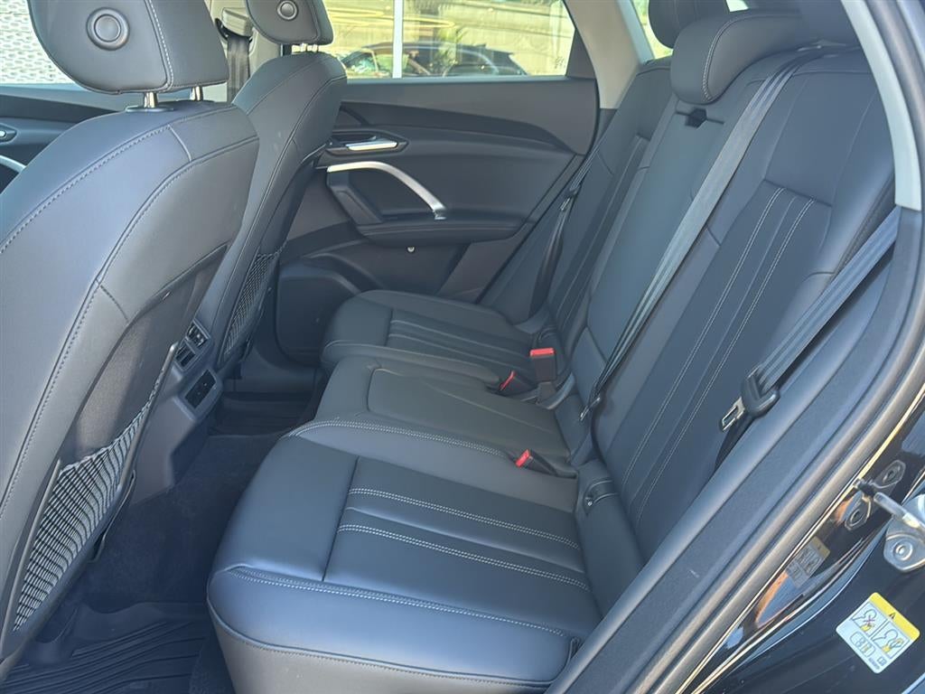 2025 Audi Q5 Premium