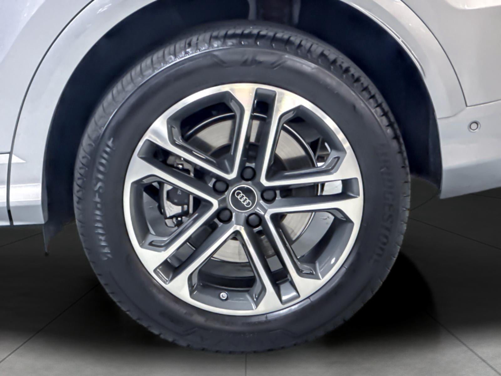 2025 Audi Q5 Premium