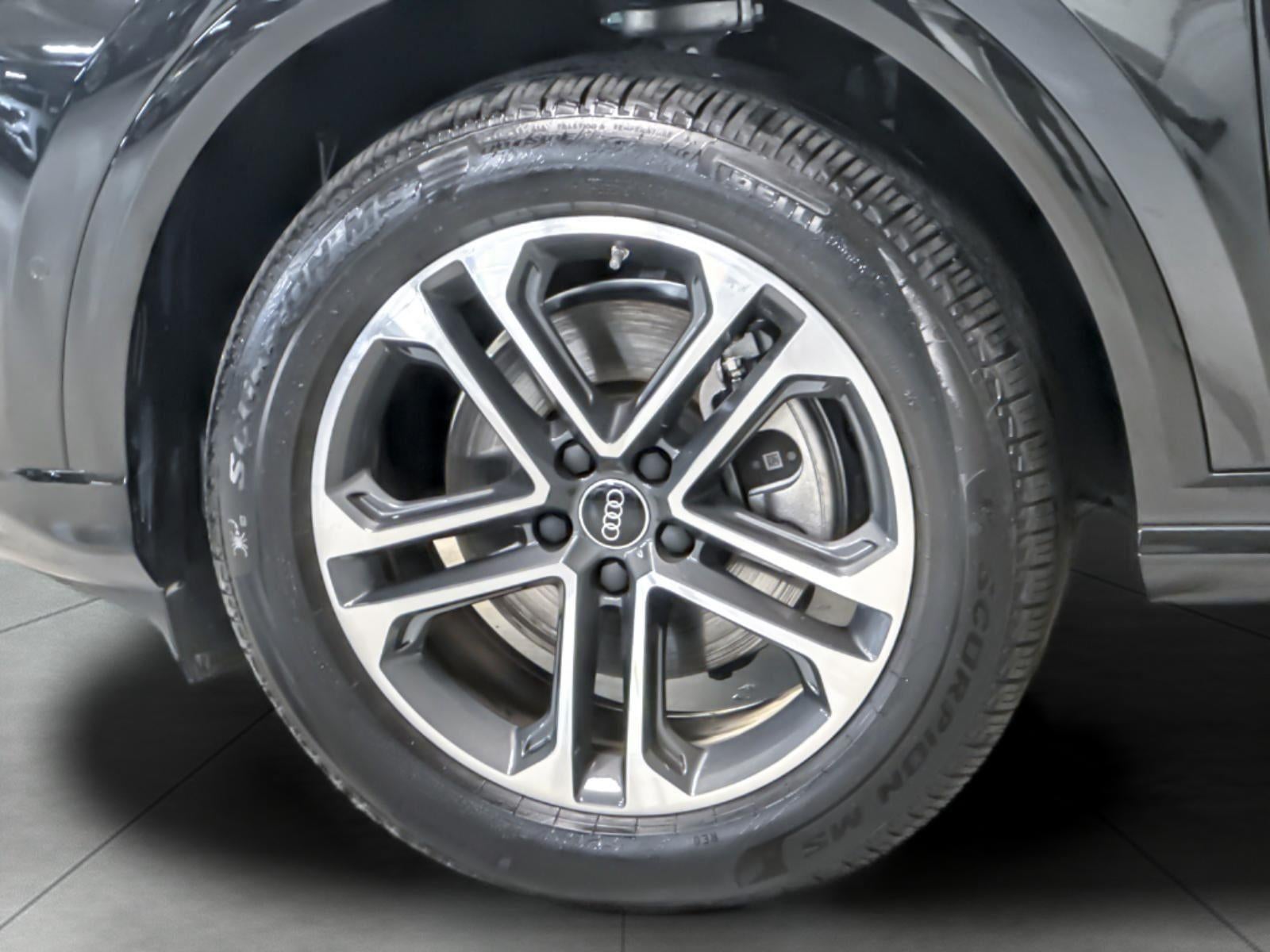 2025 Audi Q5 Premium