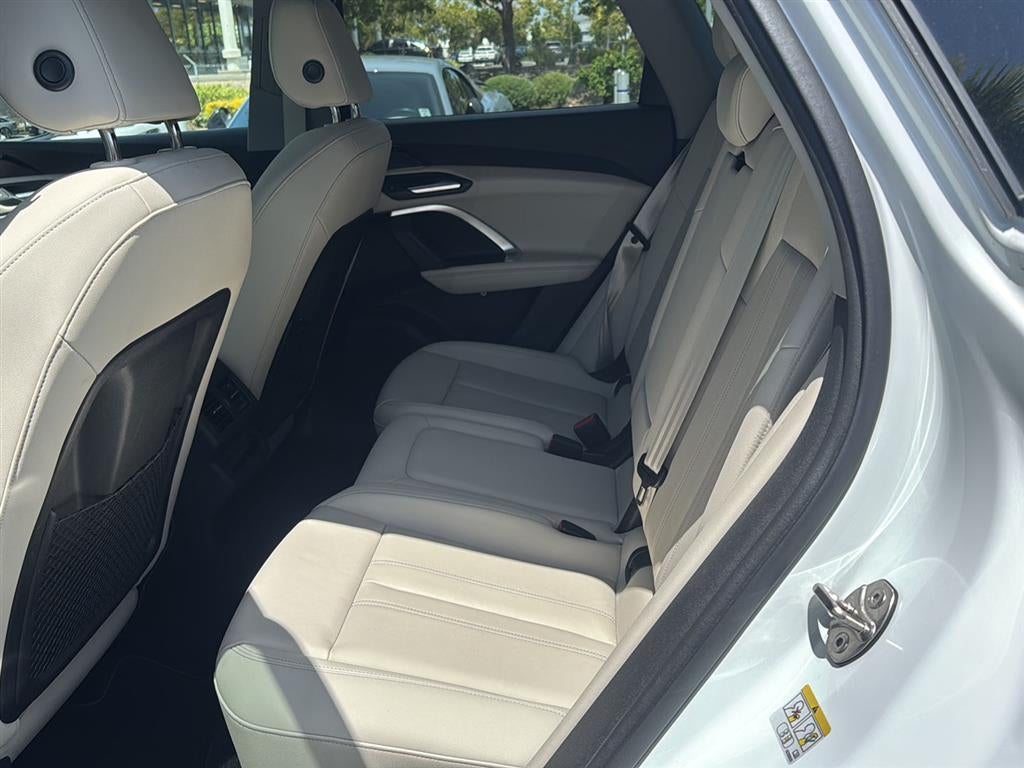 2025 Audi Q5 Premium