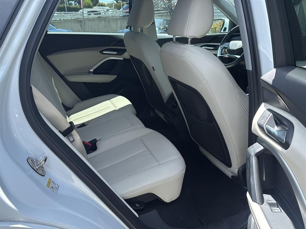 2025 Audi Q5 Premium