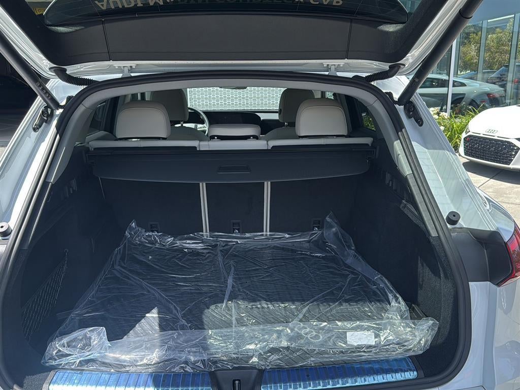 2025 Audi Q5 Premium