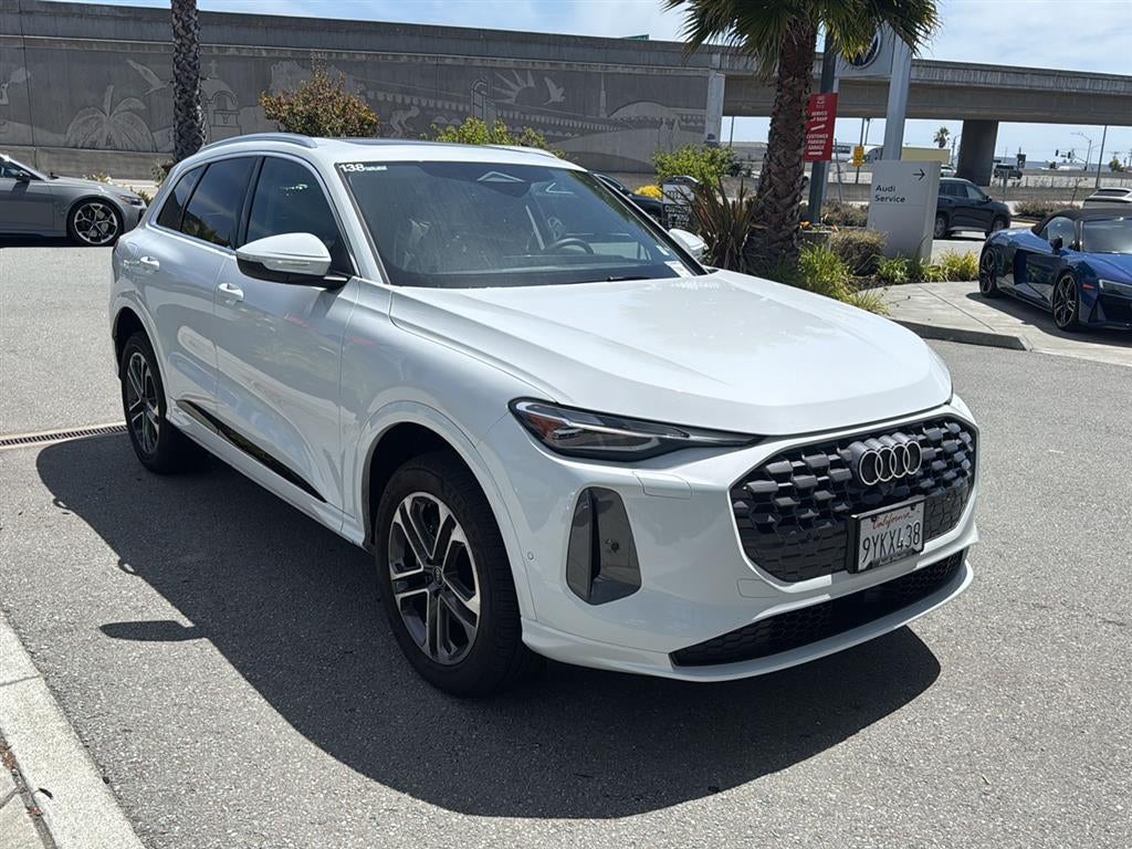2025 Audi Q5 Premium