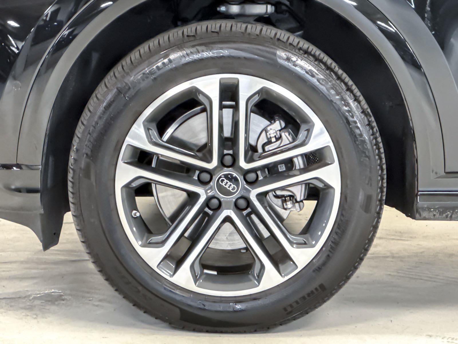 2025 Audi Q5 Premium