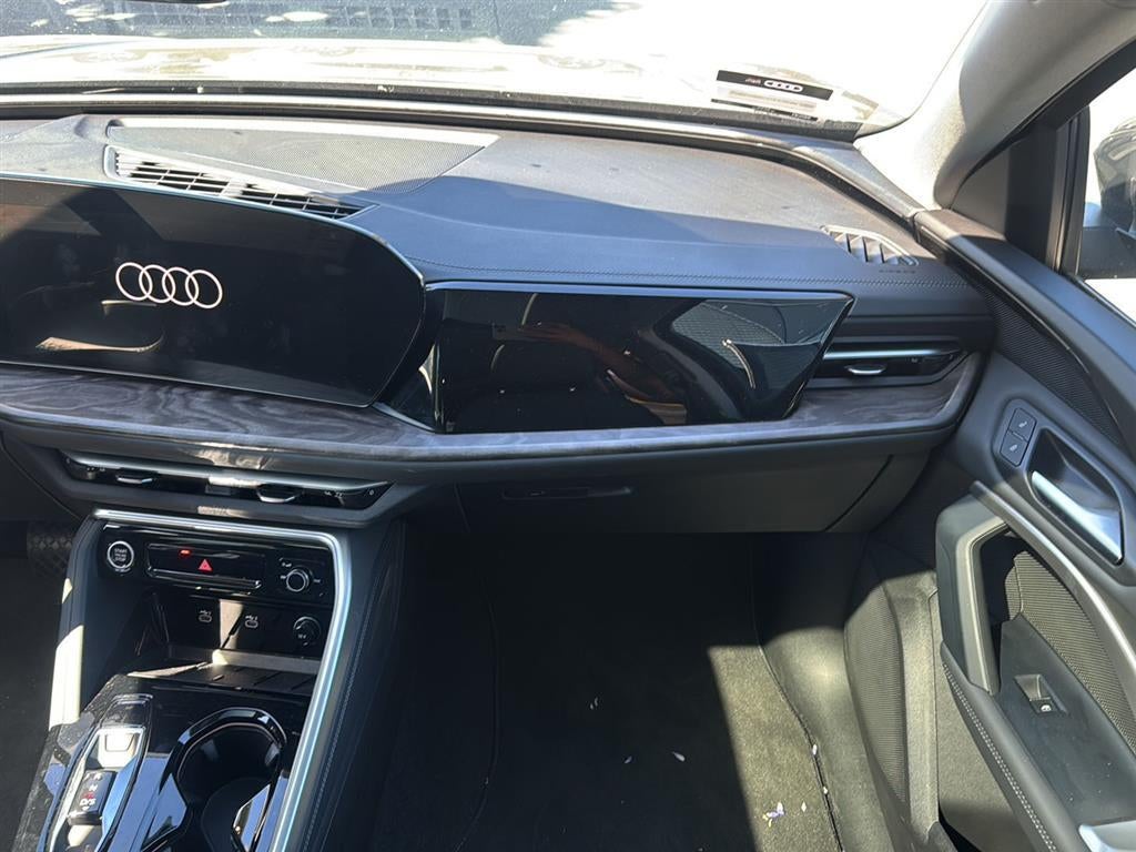 2025 Audi Q5 Premium
