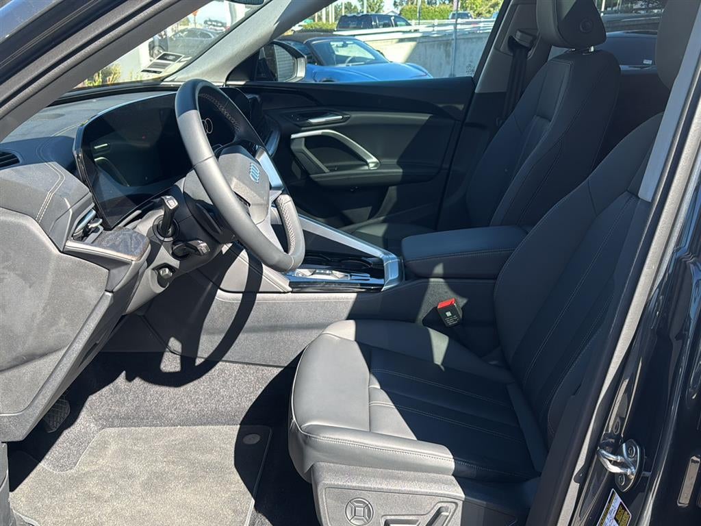 2025 Audi Q5 Premium