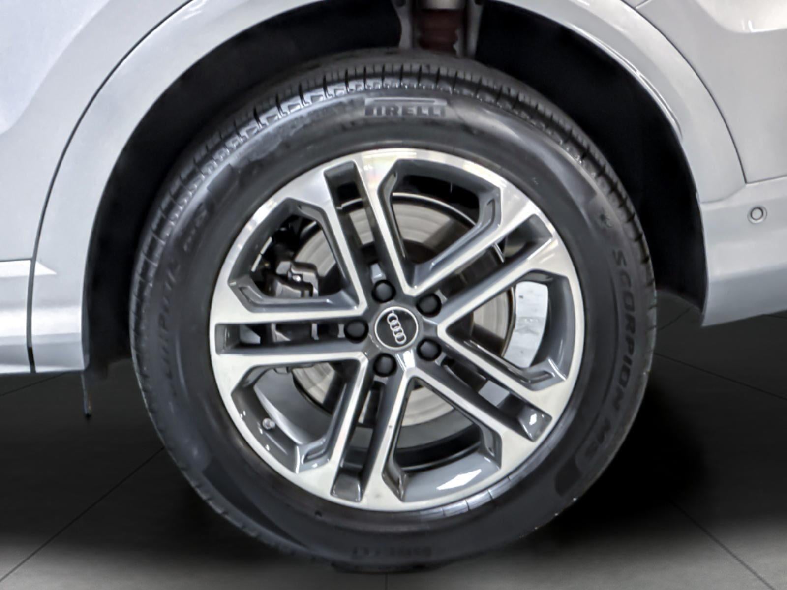 2025 Audi Q5 Premium