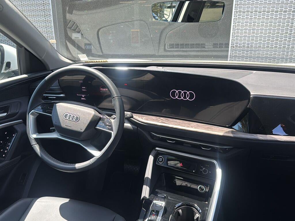 2025 Audi Q5 Premium
