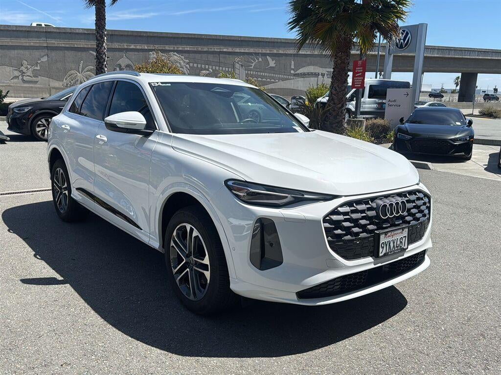 2025 Audi Q5 Premium
