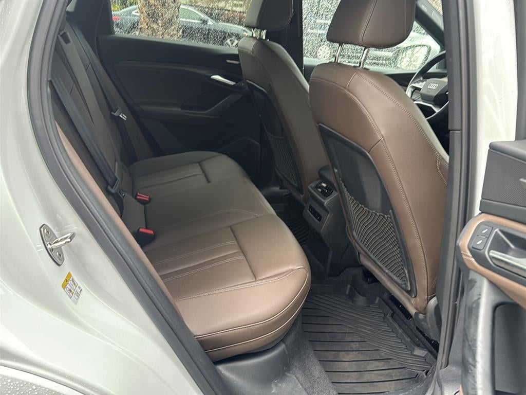 2025 Audi Q6 e-tron Premium Plus