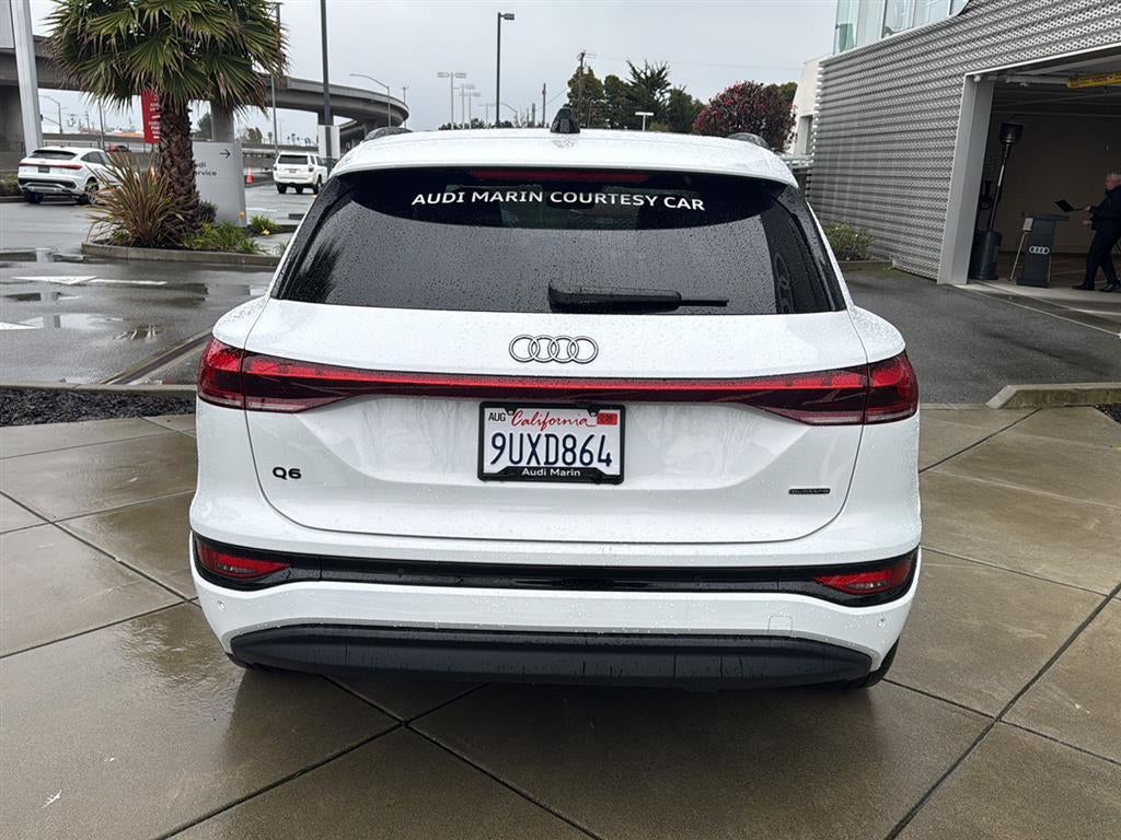 2025 Audi Q6 e-tron Premium Plus