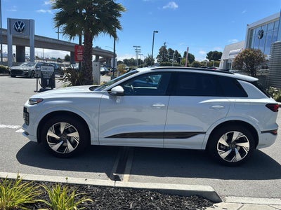 2025 Audi Q6 e-tron Premium Plus