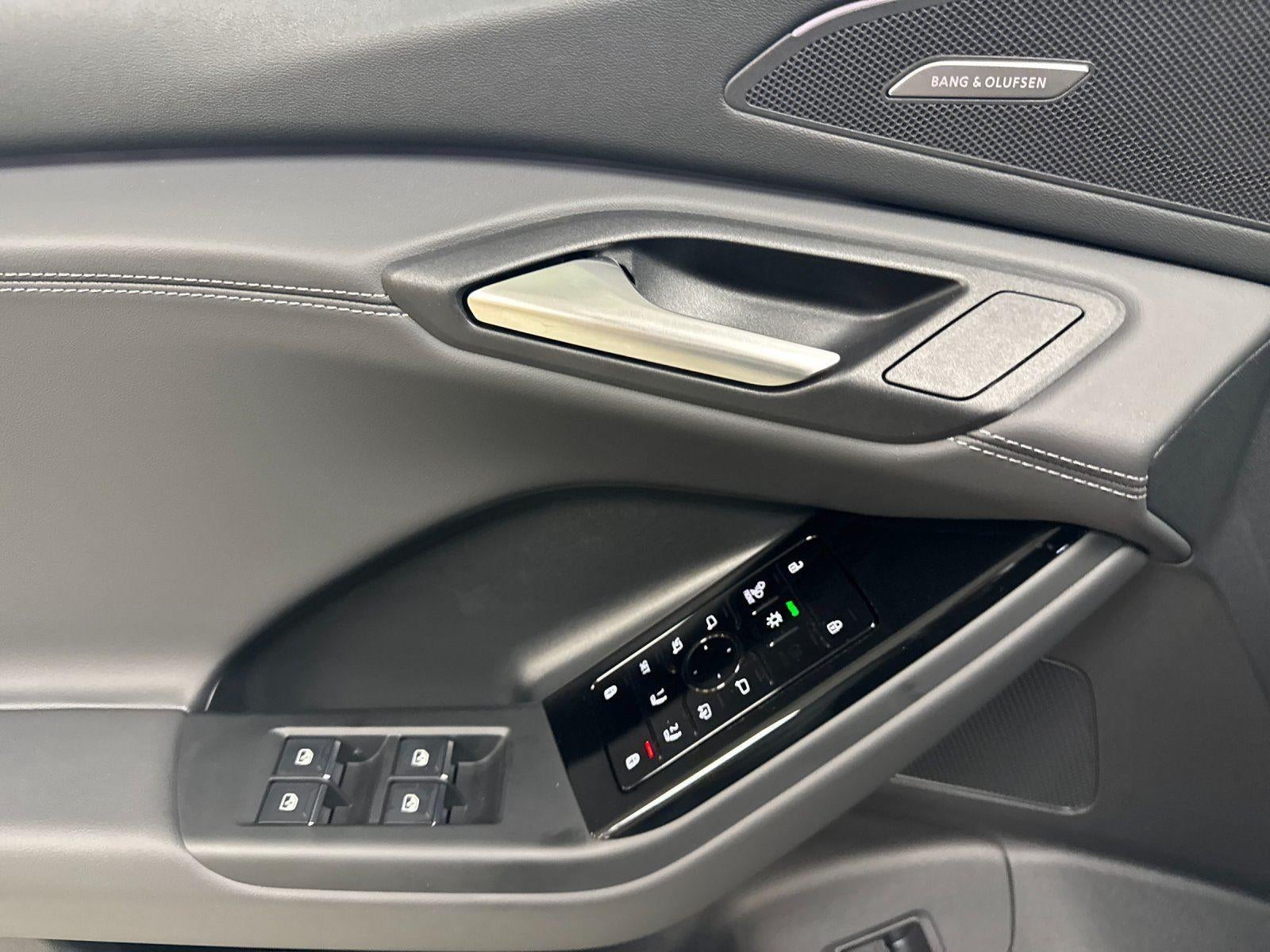 2025 Audi Q6 e-tron Premium Plus