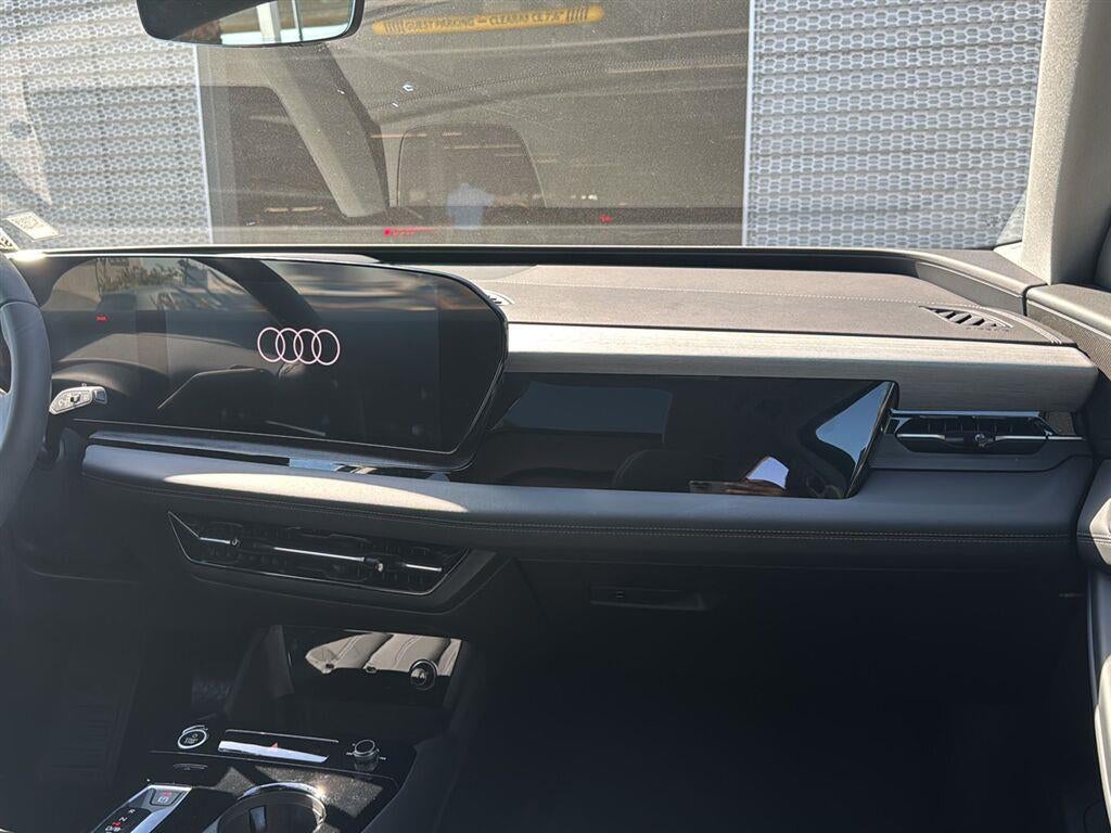 2025 Audi Q6 e-tron Premium Plus