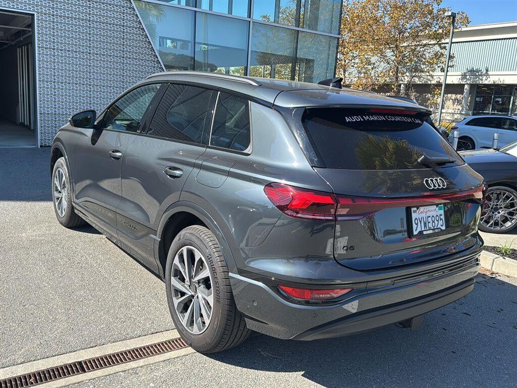 2025 Audi Q6 e-tron Premium Plus